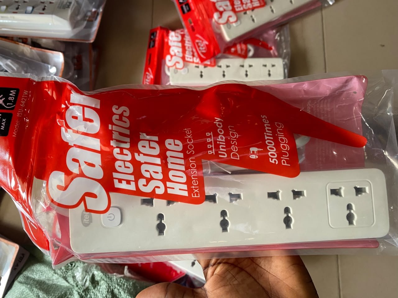 itel 4way extension socket