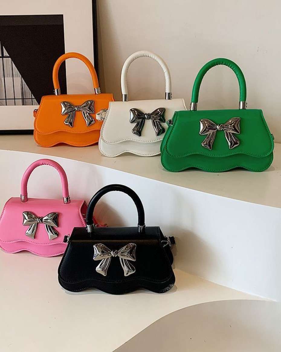 Cool Bow Bag.